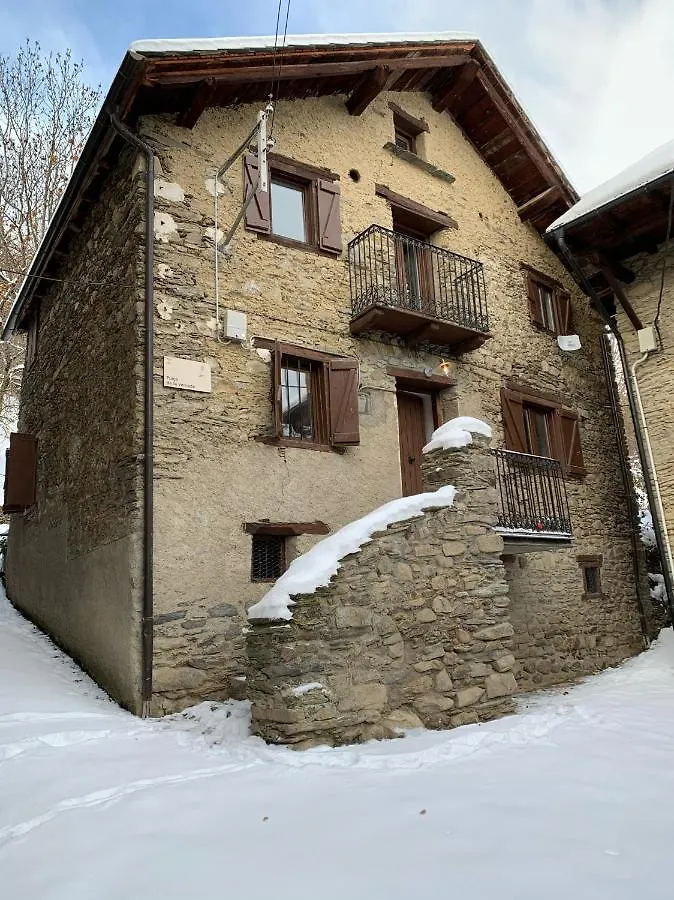 Casa Ton, Junto A Baqueira Y Aigueestortes Sorpe 0*,  Španělsko